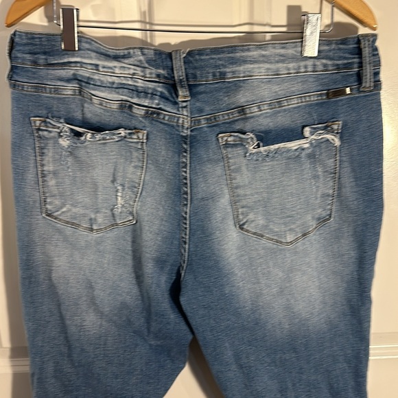 KanCan Gina Women's Plus Distressed Cropped Skinny Jeans sz 2XL - Picture 7 of 11